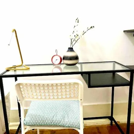 Romantic Chiado 7 -private Small Single With No Outside Window * ליסבון